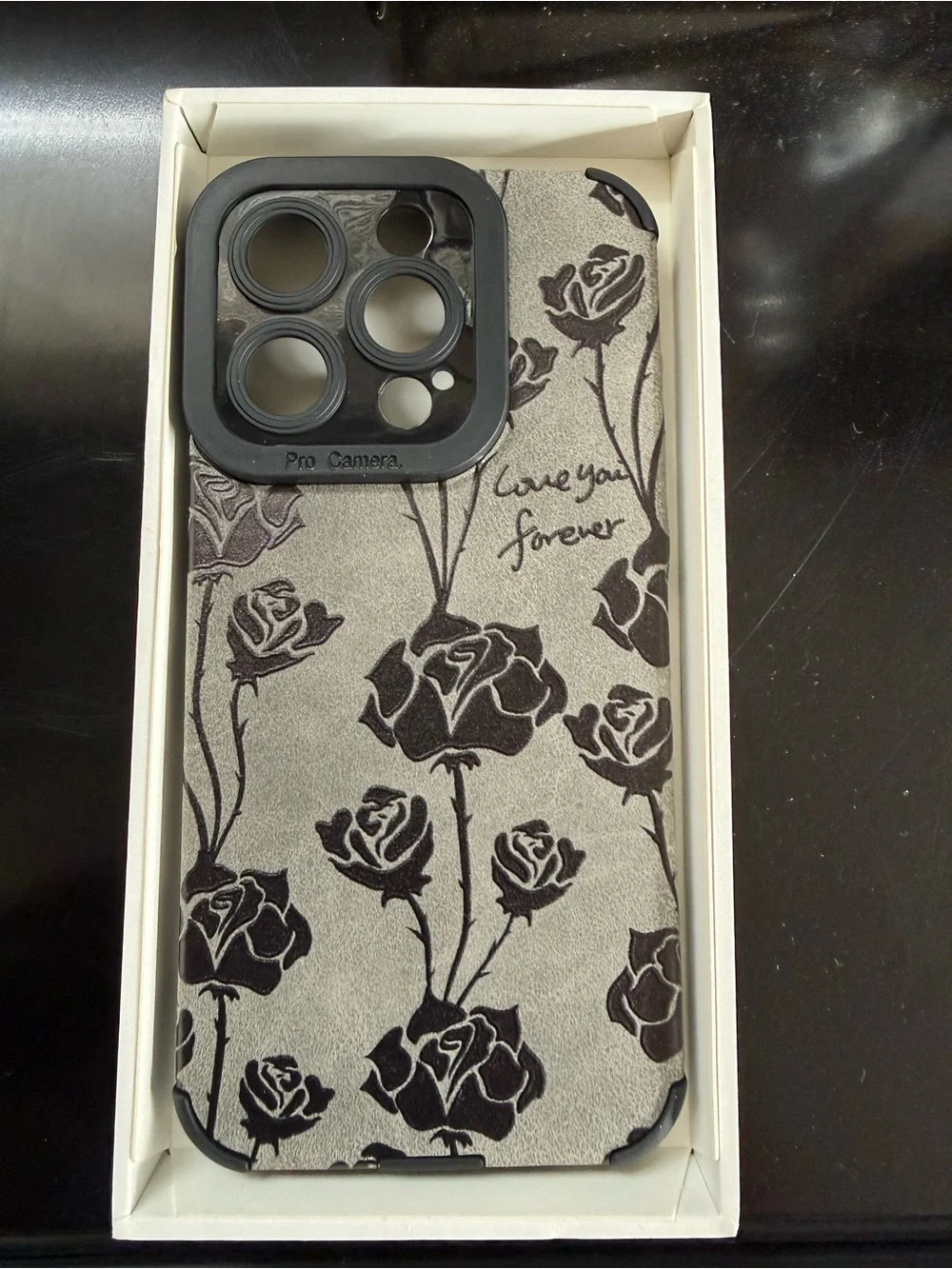 Gray Rose Pattern Phone Case with Black Camera Protector iphone 15 Pro 6.1 NIB